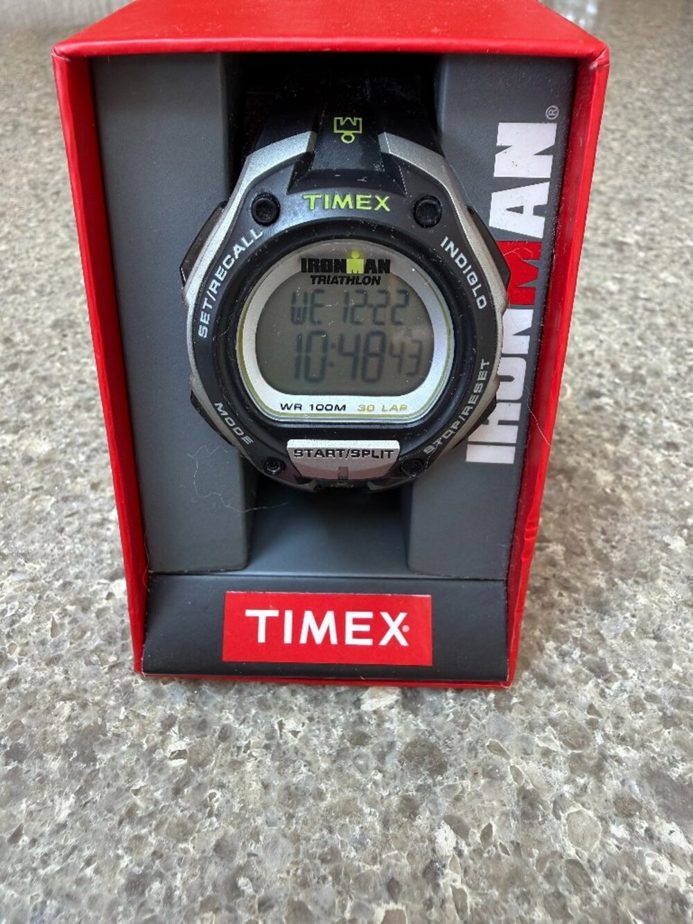 TIMEX IRONMAN Triathalon WATCH Mens 30 lap memory 100m water resist. INDIGLO NEW